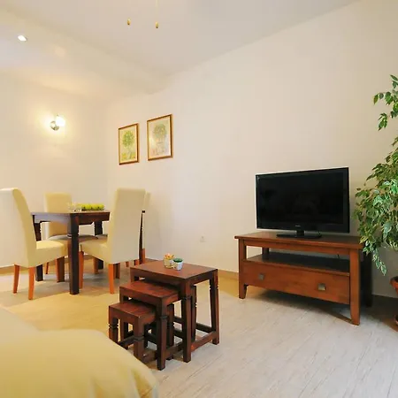 Adriana 3* Labin (Istria)
